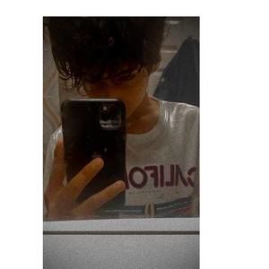 Meet your Posher, Daniel